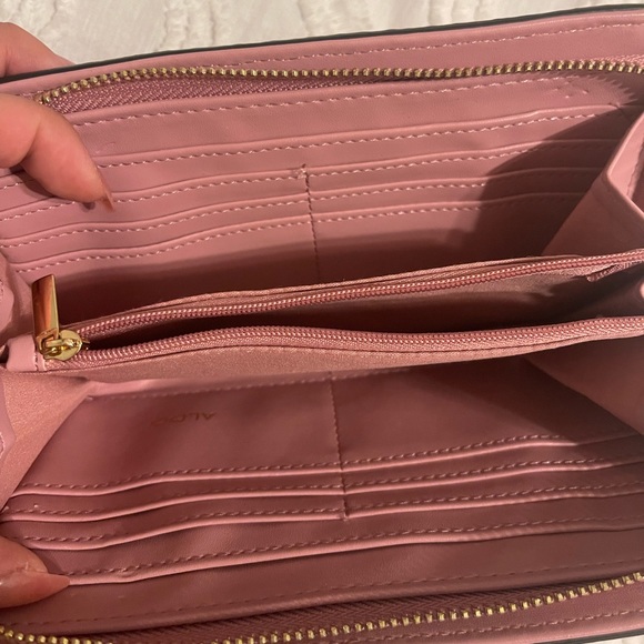 Aldo cross body Wallet - Picture 4 of 4
